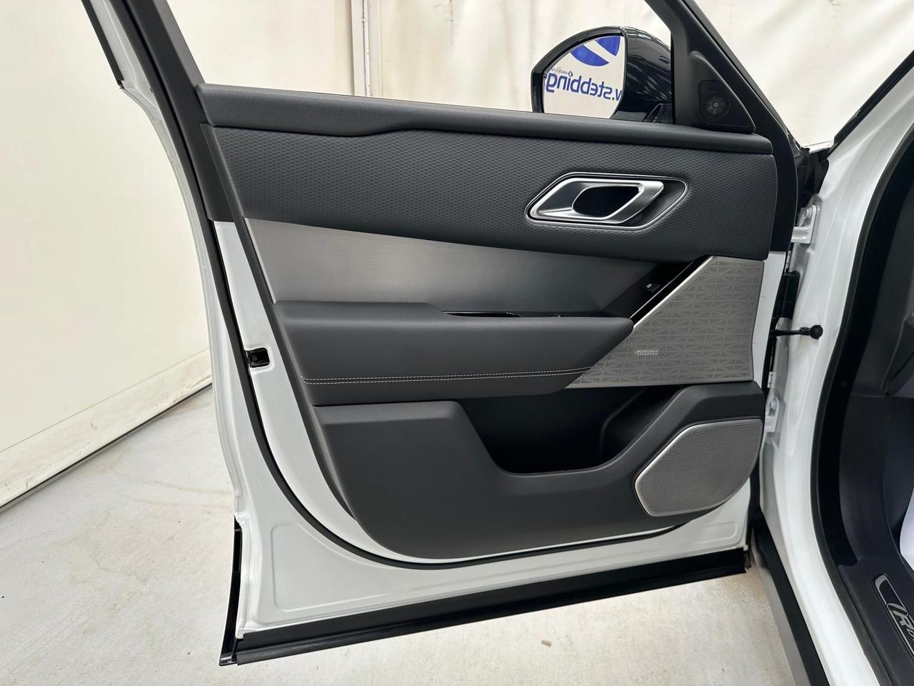 Land Rover Range Rover Velar AK23XWG