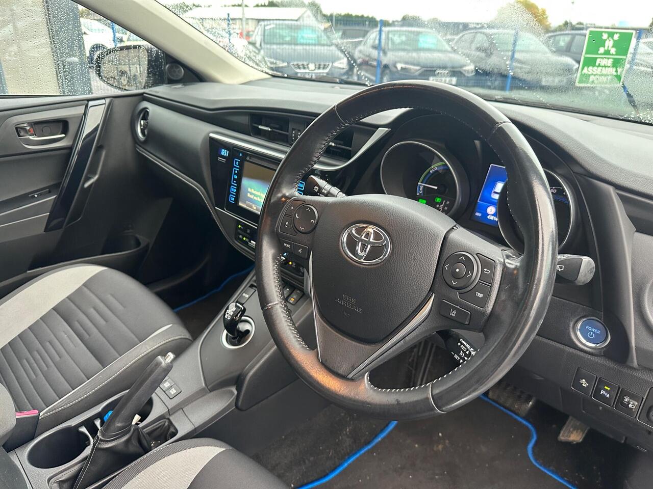 Toyota Auris DX16TTJ