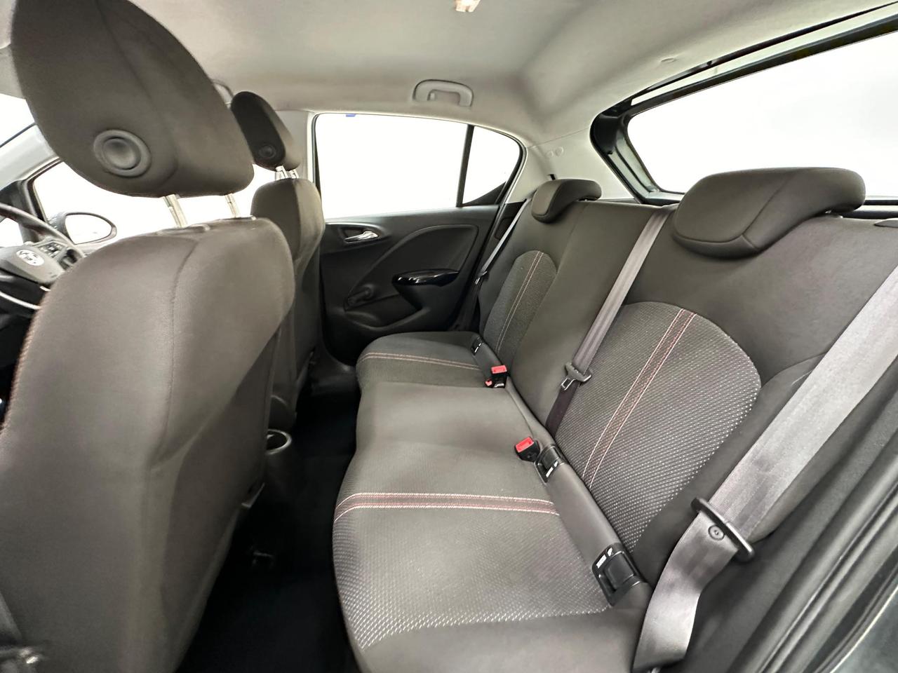 Vauxhall Corsa DT18OHZ