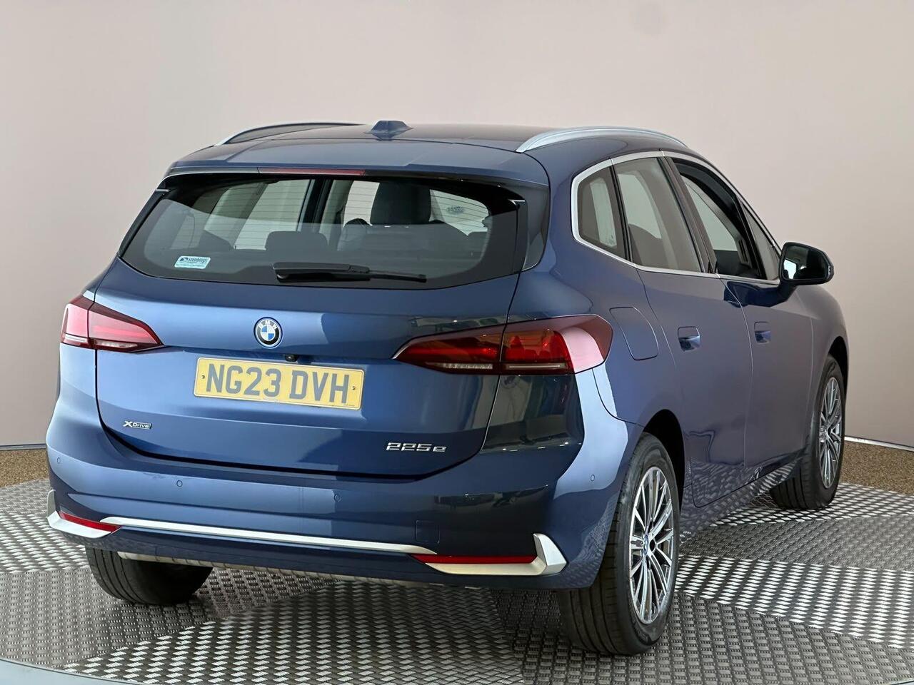 BMW 2 Series Active Tourer NG23DVH