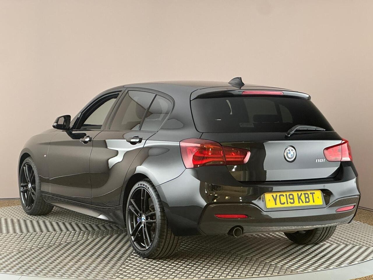 BMW 1 Series YC19KBT