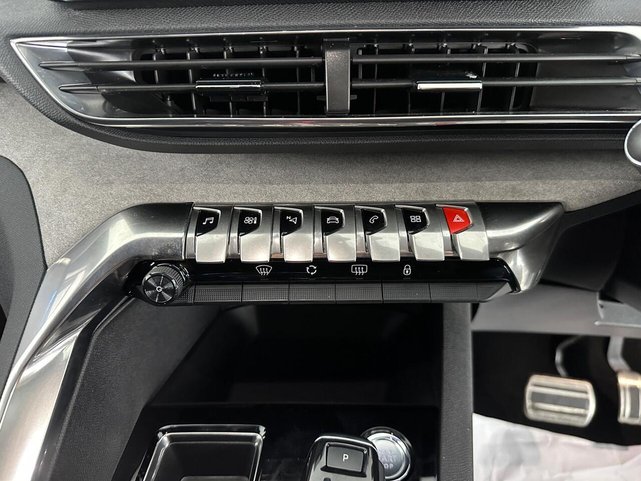 Peugeot 3008 BF71UZS