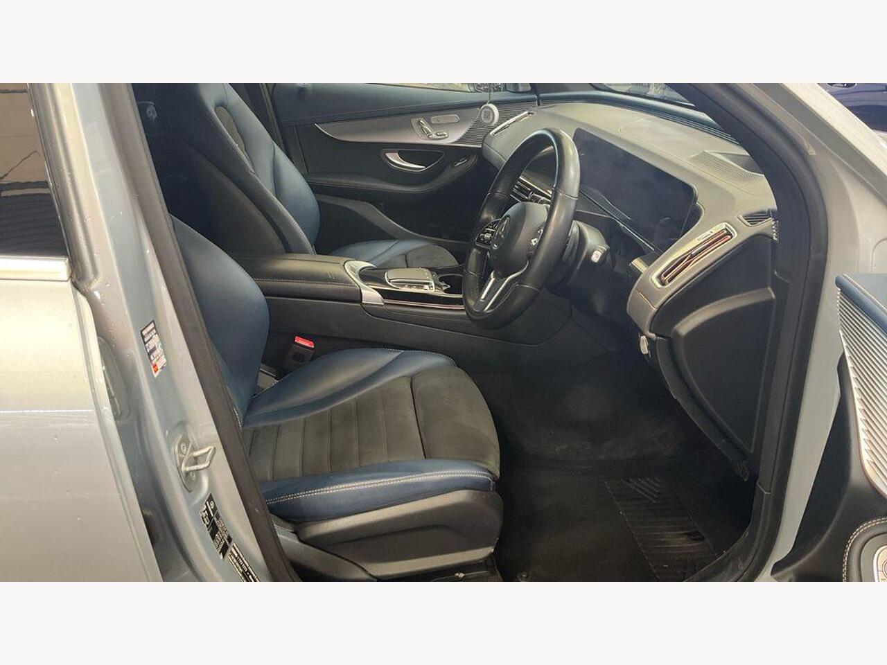 Mercedes-Benz EQC HX69VJM