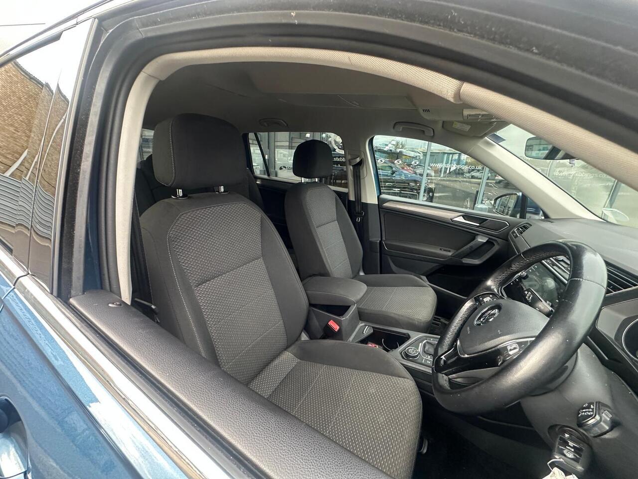 Volkswagen Tiguan Allspace AO68KHD