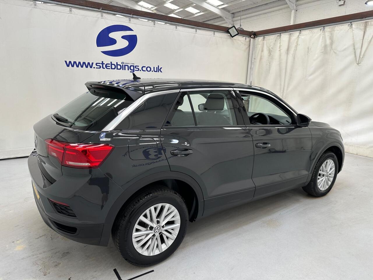 Volkswagen T-Roc DG69WKN