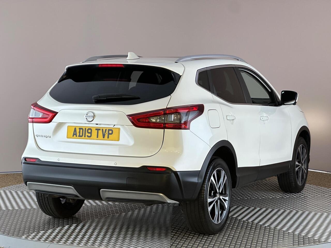 Nissan Qashqai AD19TVP