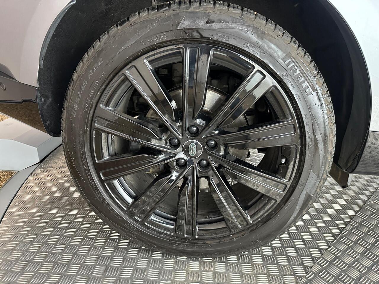 Land Rover Range Rover PF22UBS