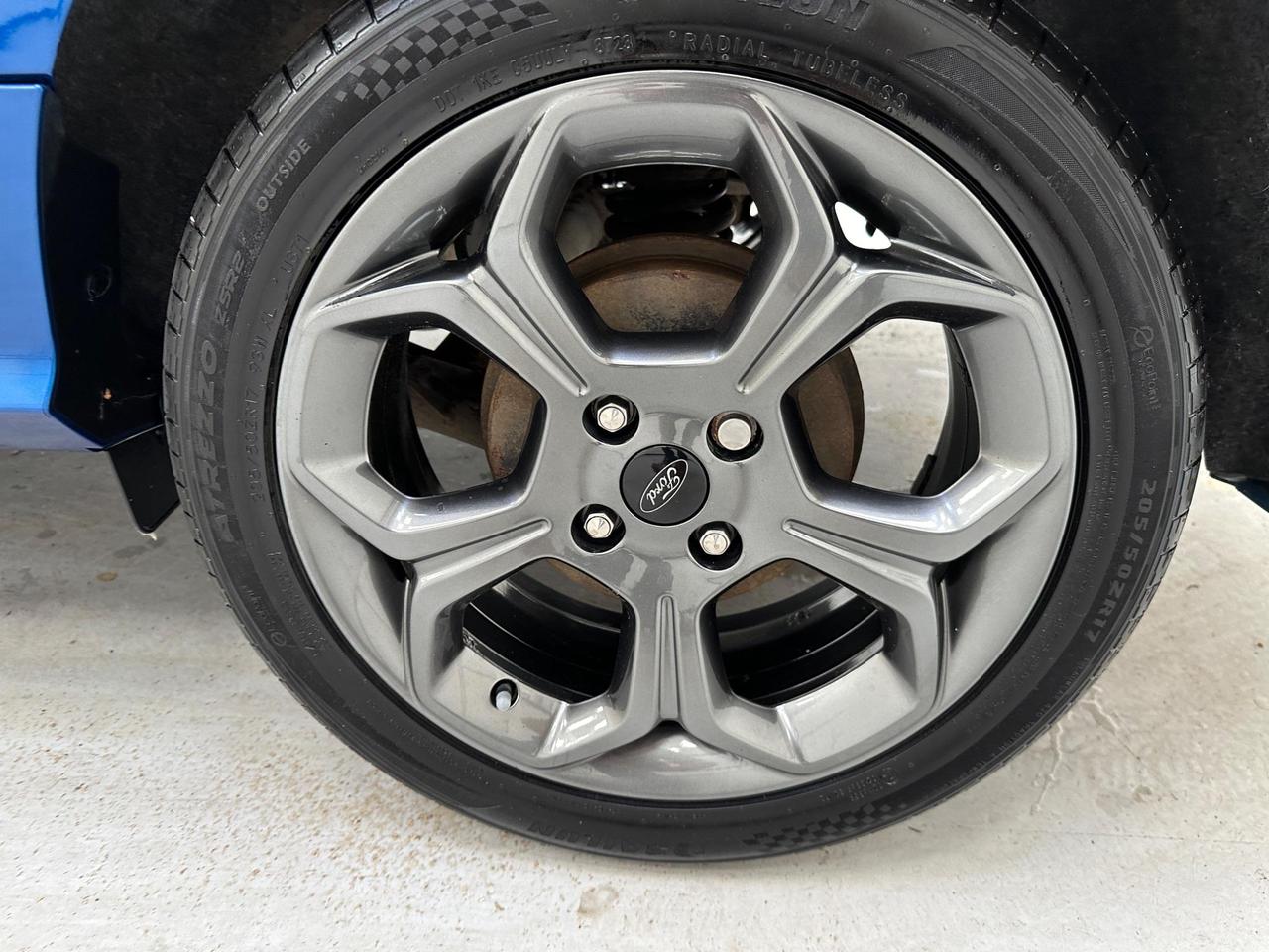 Ford EcoSport AE68VJD