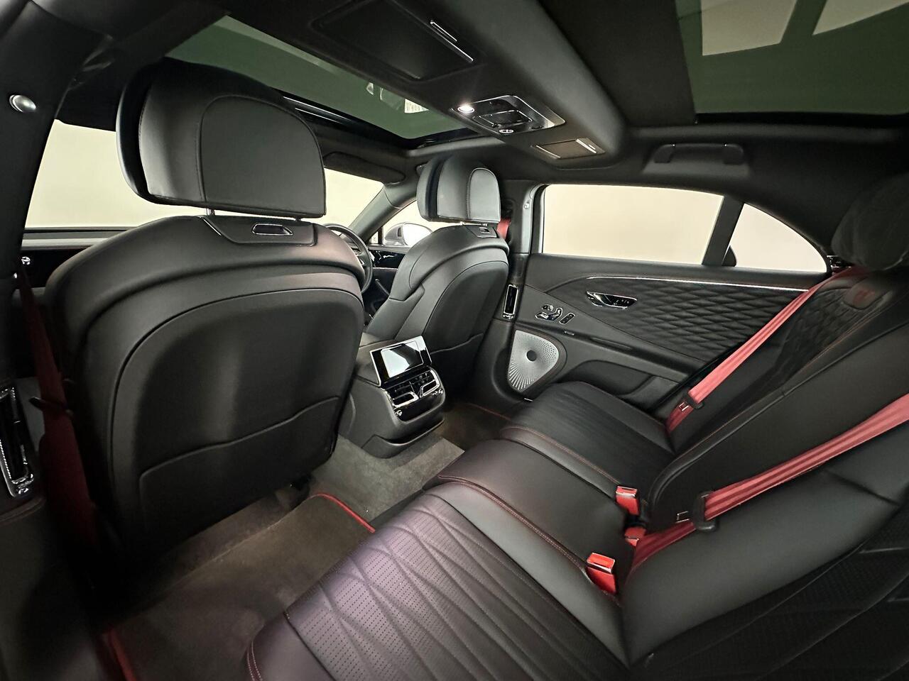 Bentley Flying Spur SN71VZD