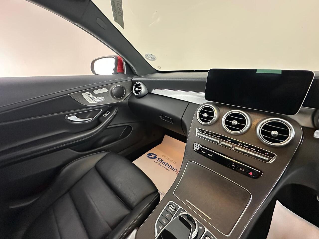 Mercedes-Benz C Class AY68UNX