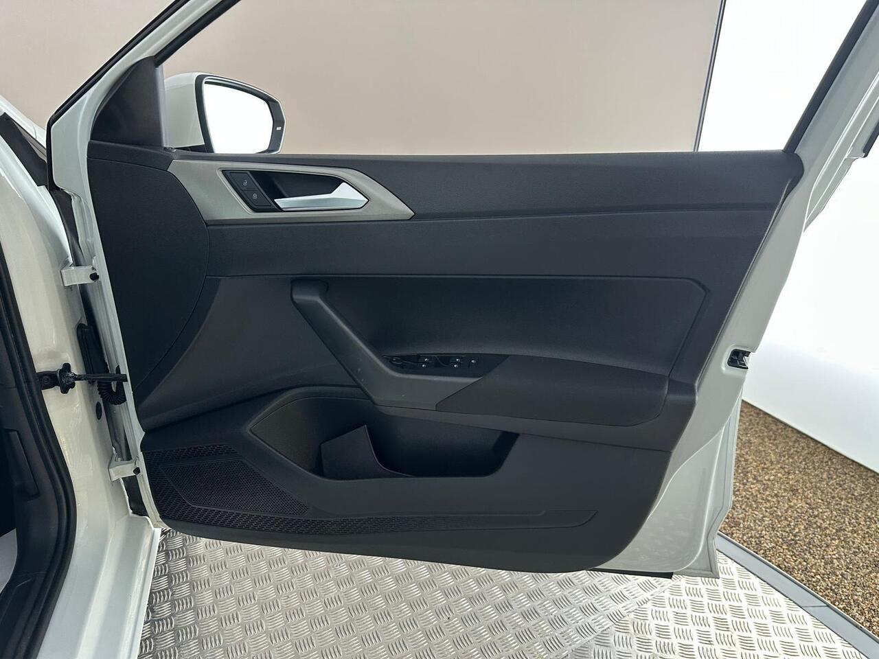 Volkswagen Polo AW19CXP