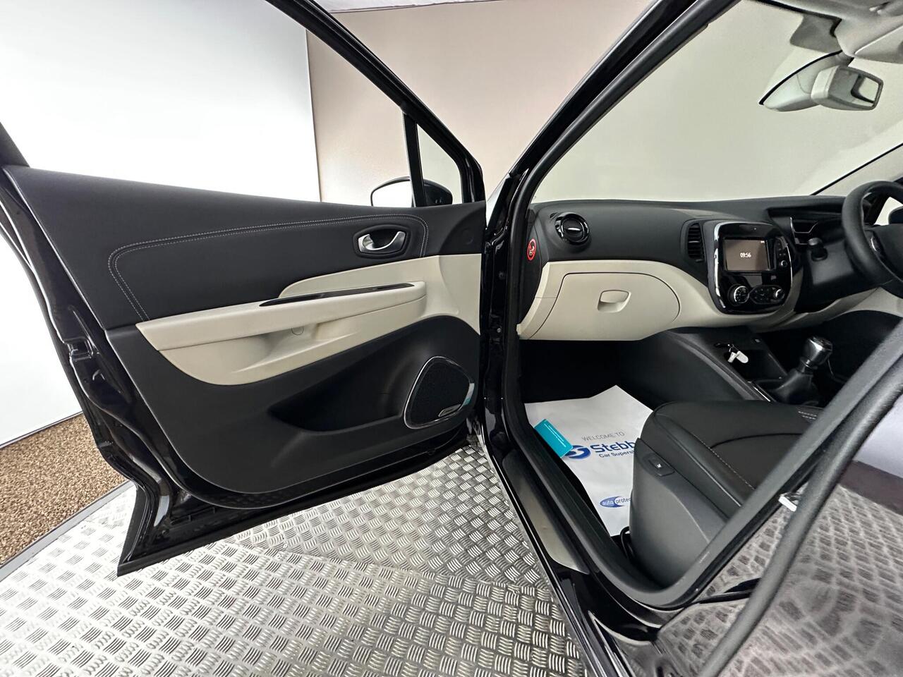 Renault Captur AK18BUJ