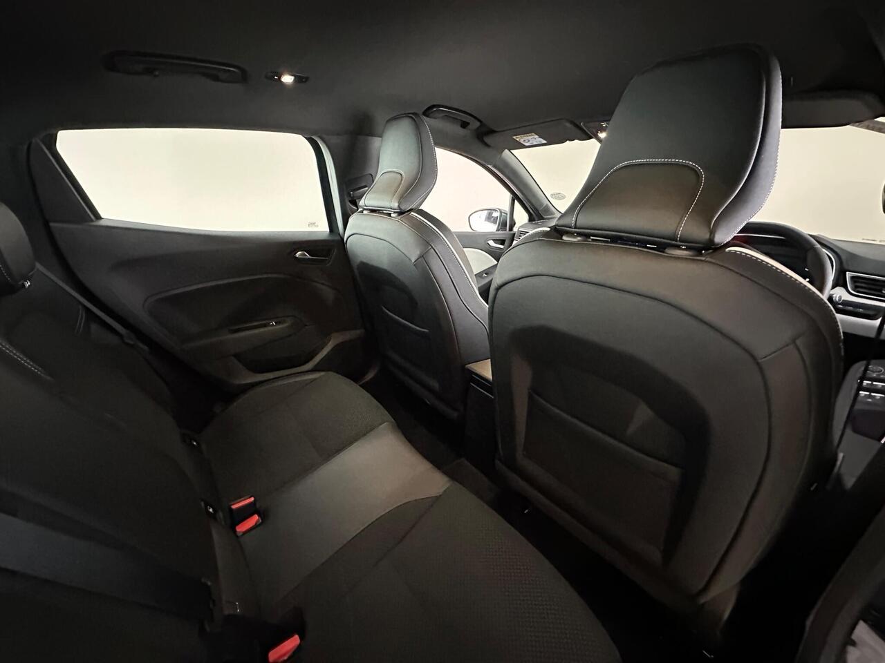 Renault Clio AJ21SUX