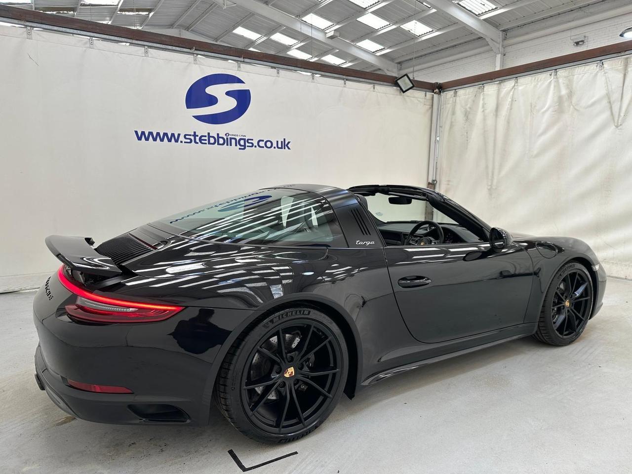 Porsche 911 PX18YDL