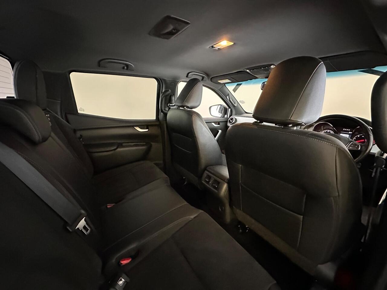 Mercedes-Benz X Class EJ20XJB