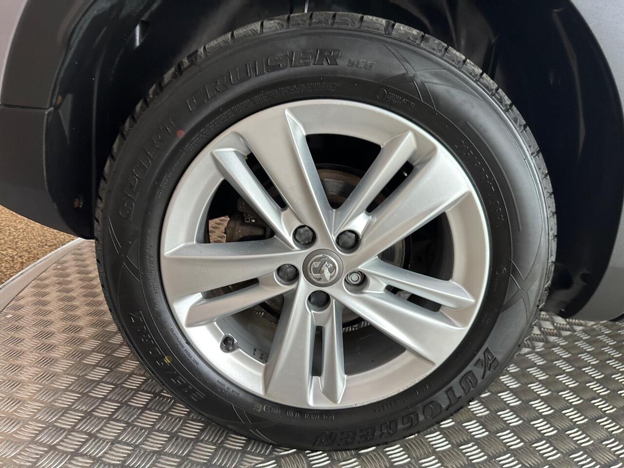 Vauxhall Grandland X SK68DMY