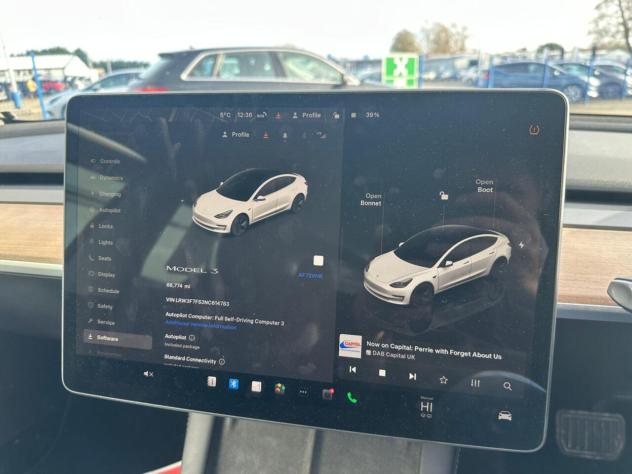Tesla Model 3 AF72VHK