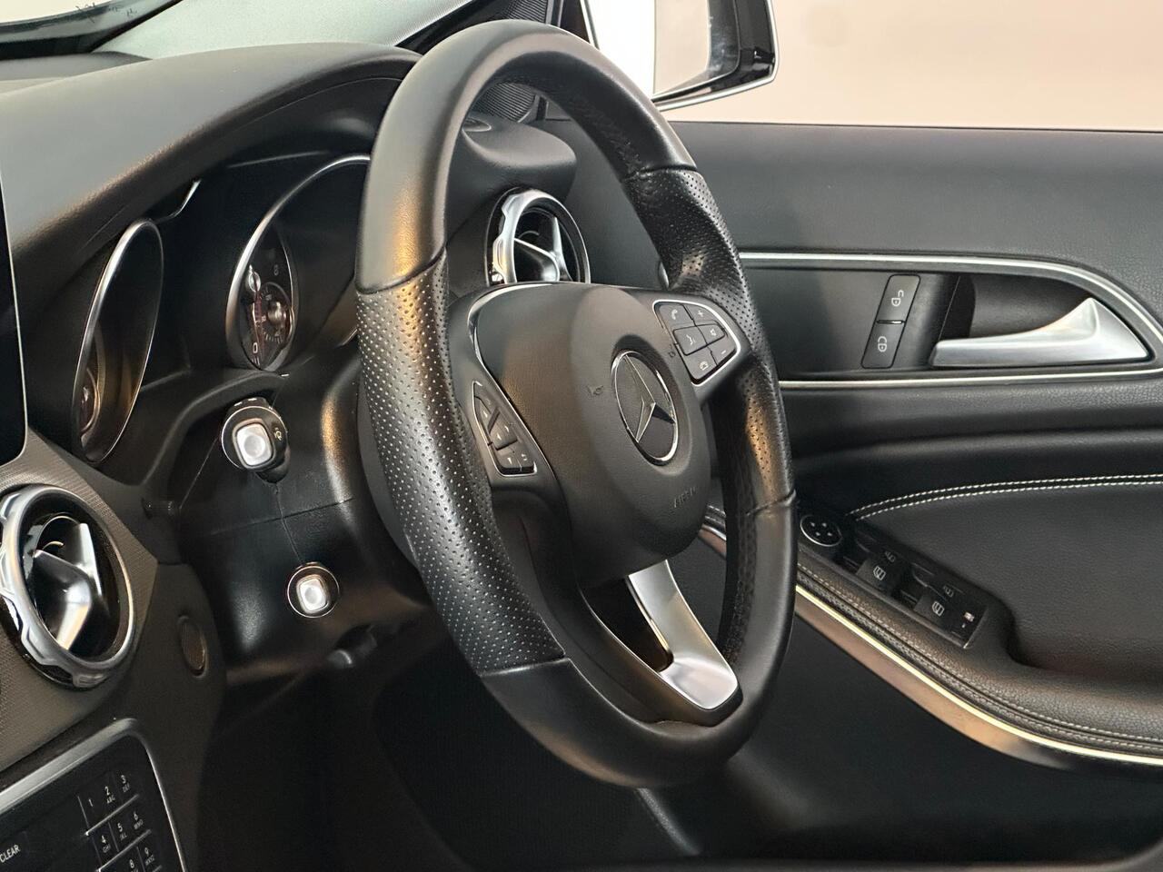 Mercedes-Benz GLA SD69MDE