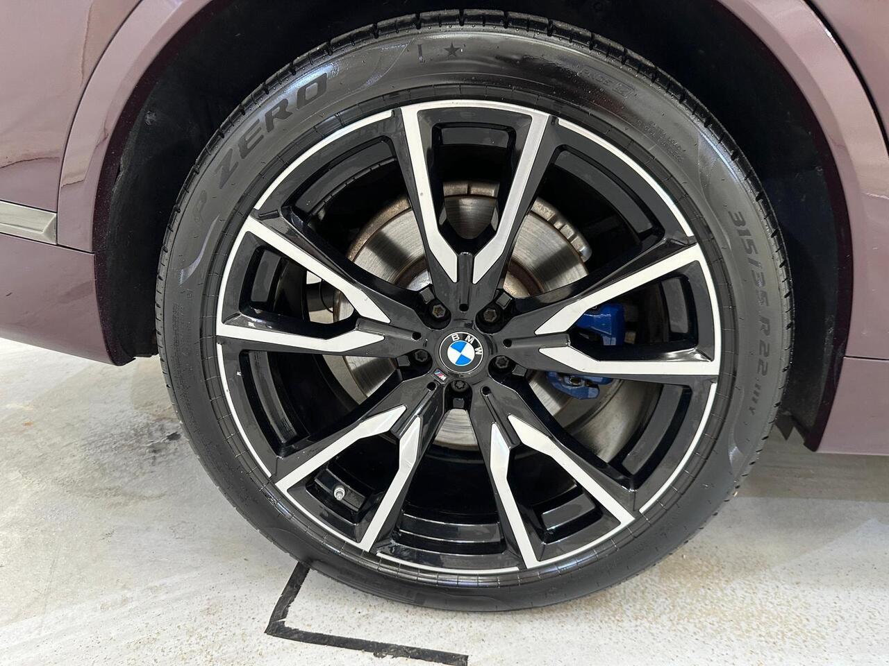 BMW X7 AP21DXA