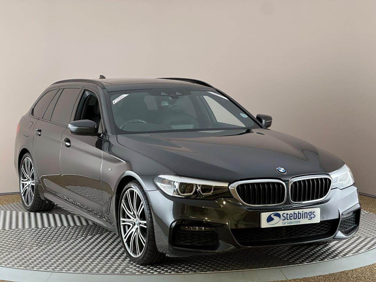 BMW 5 Series YJ19VDG