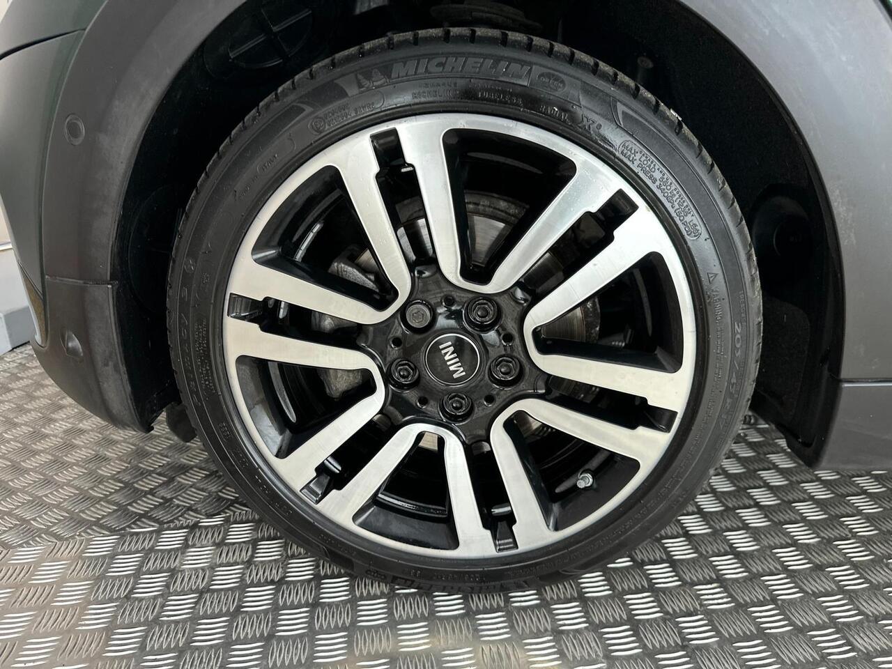 MINI Hatch LR19JVP