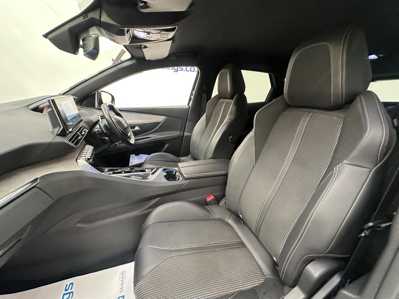 Peugeot 3008 EJ23WWR