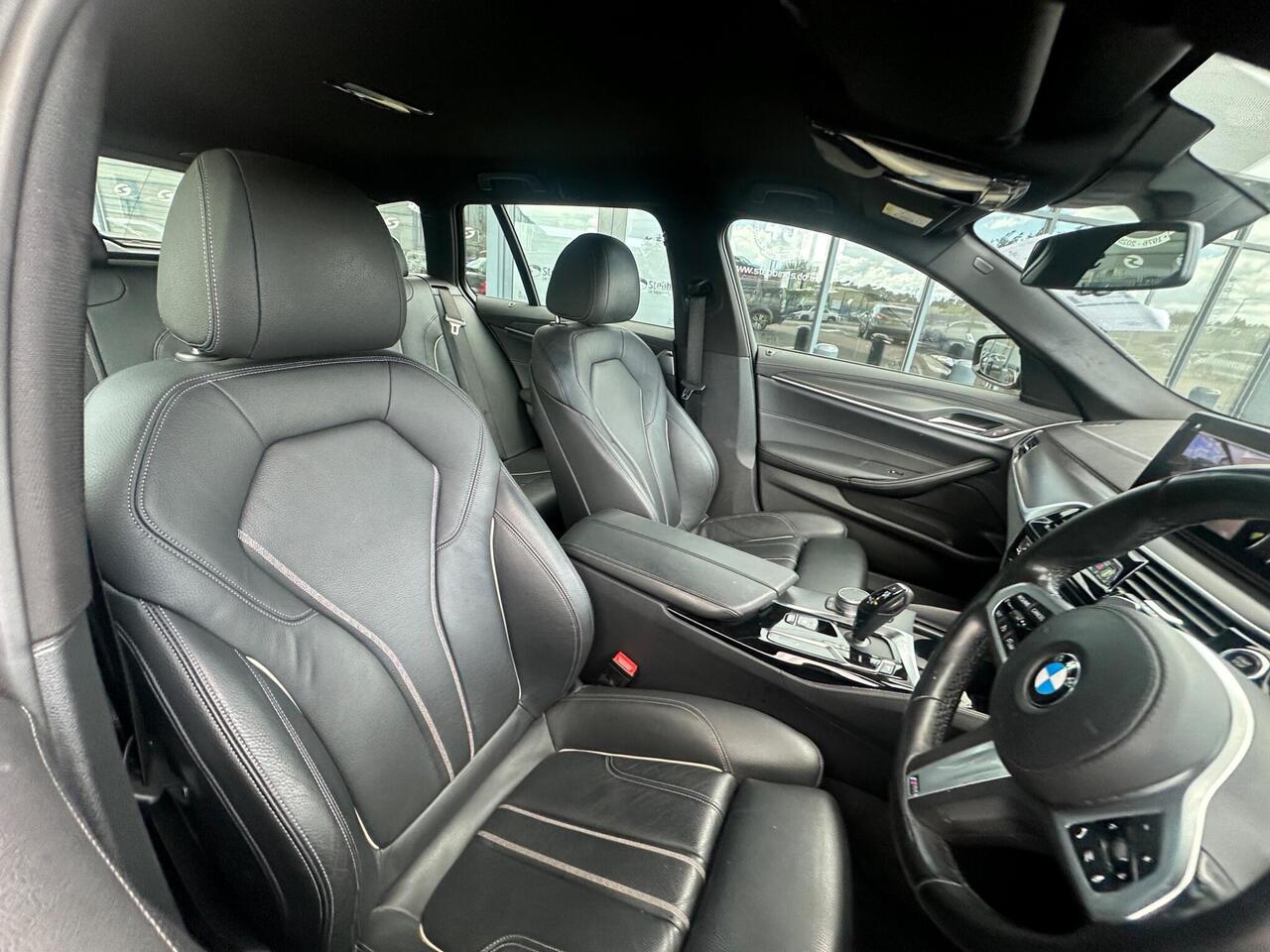BMW 5 Series AO71YKJ