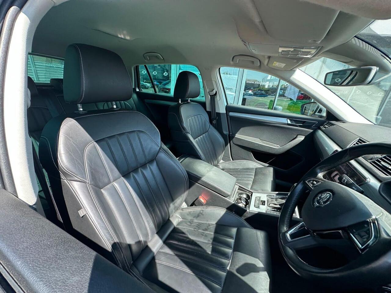 Skoda Superb AE70FWV