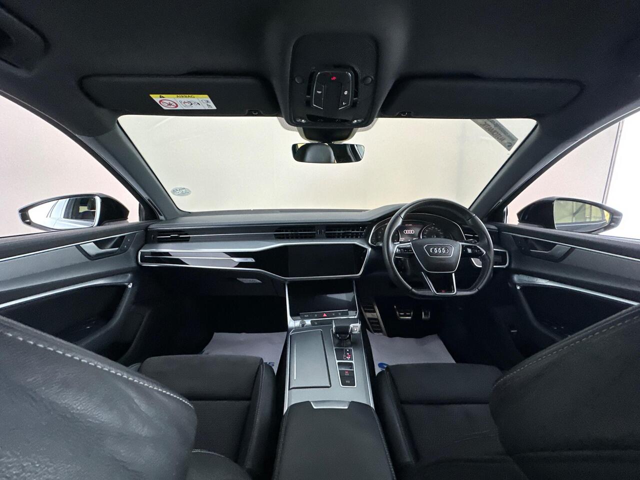 Audi A6 Avant YJ21LNB