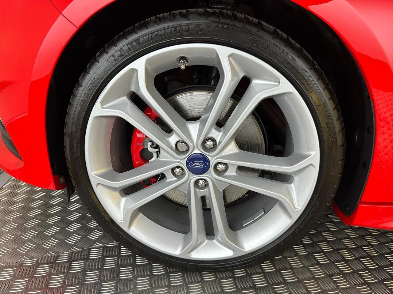 Ford Focus AD15AOM