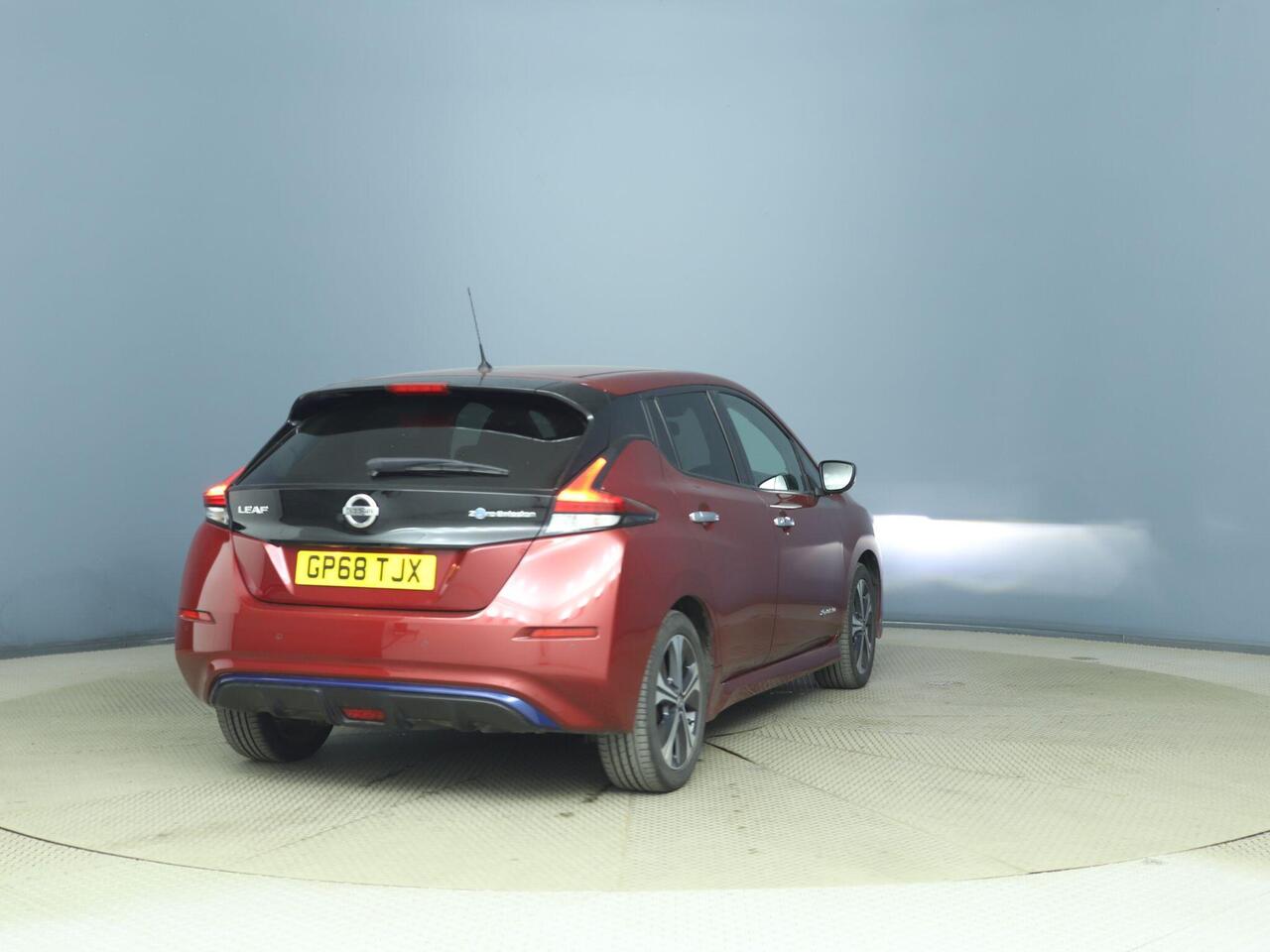 Nissan Leaf GP68TJX