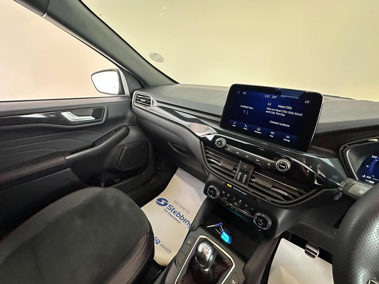 Ford Kuga YS22DYO