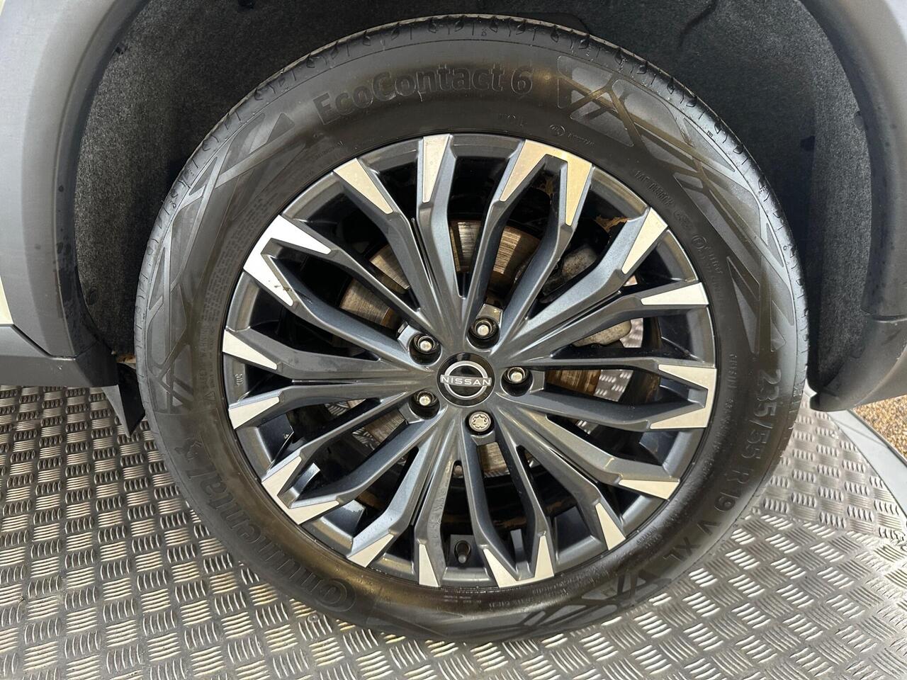 Nissan X-Trail AO24XVM