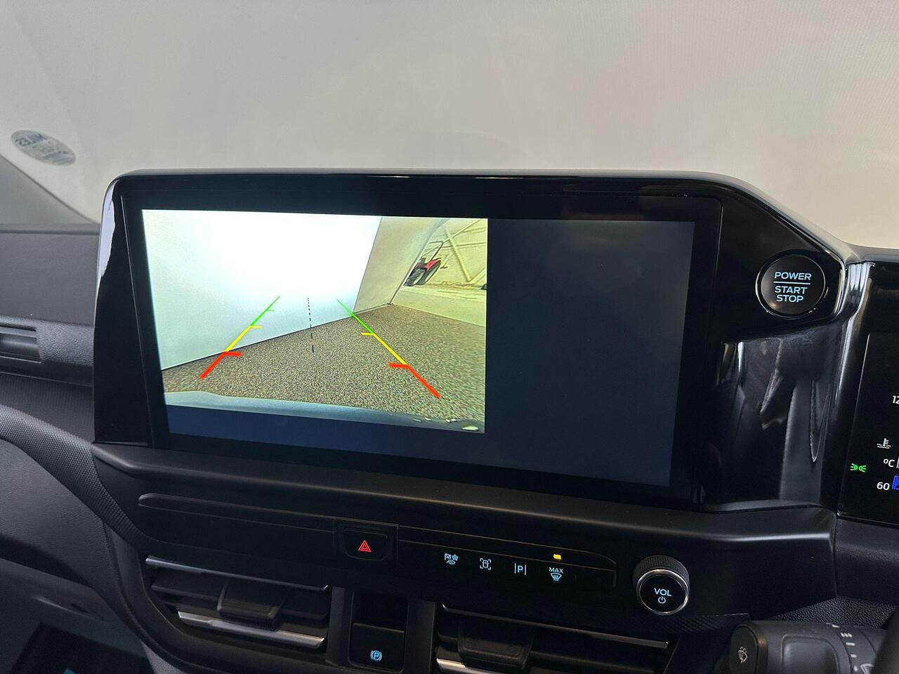 Ford Transit Custom YM73KOX