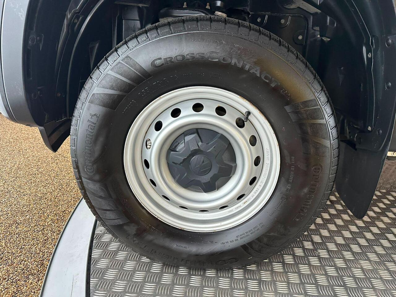 Volkswagen Amarok KT73MYK