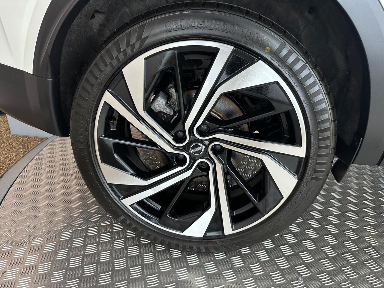 Nissan Qashqai FX23XWJ