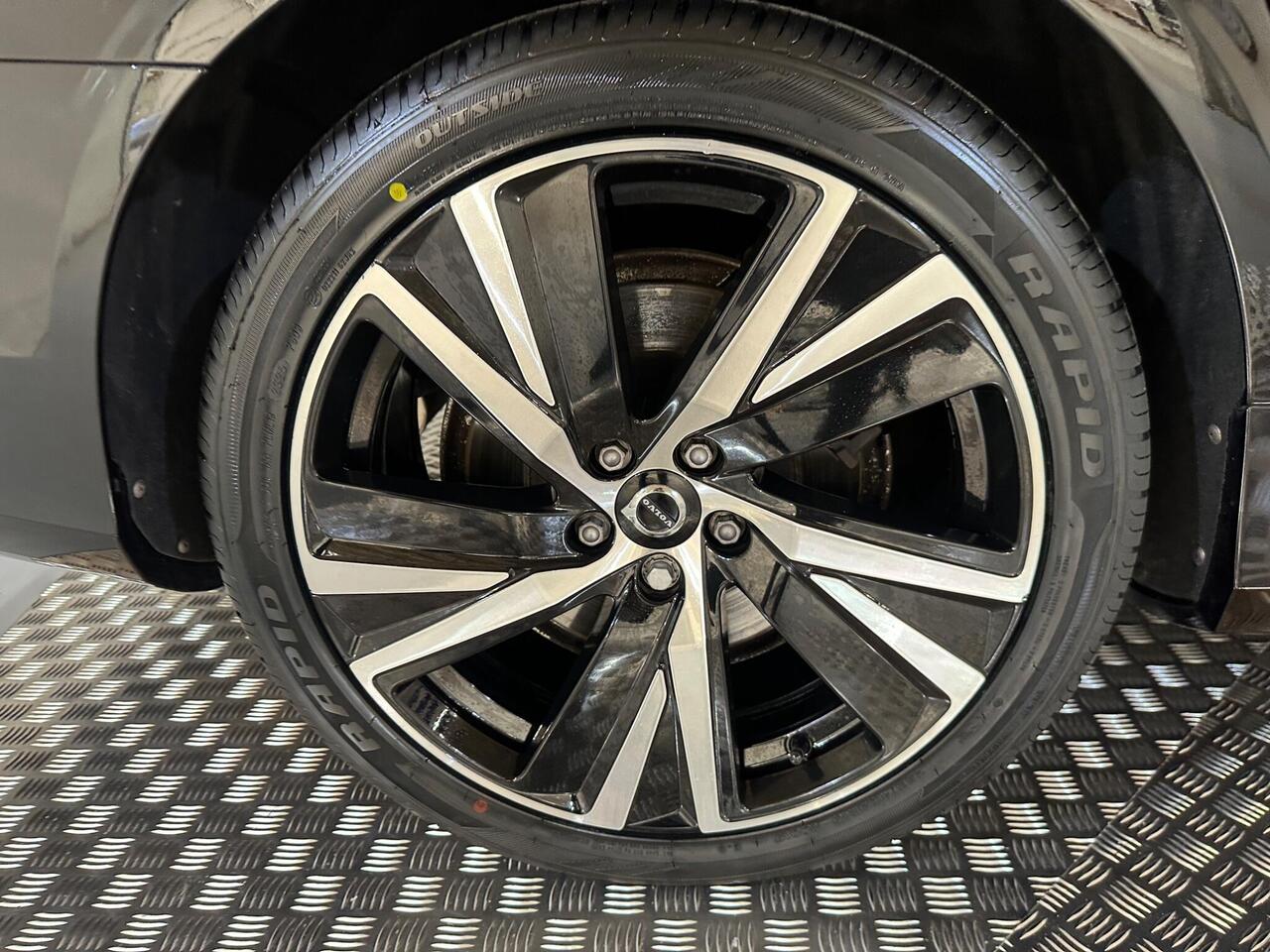 Volvo S90 YO21MJJ