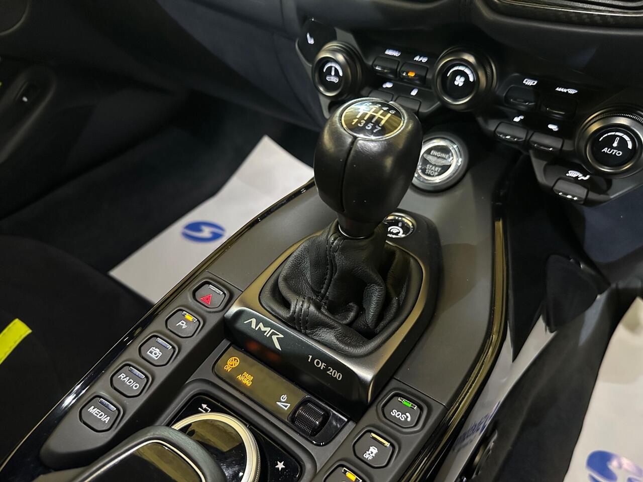 Aston Martin Vantage MV20UZG