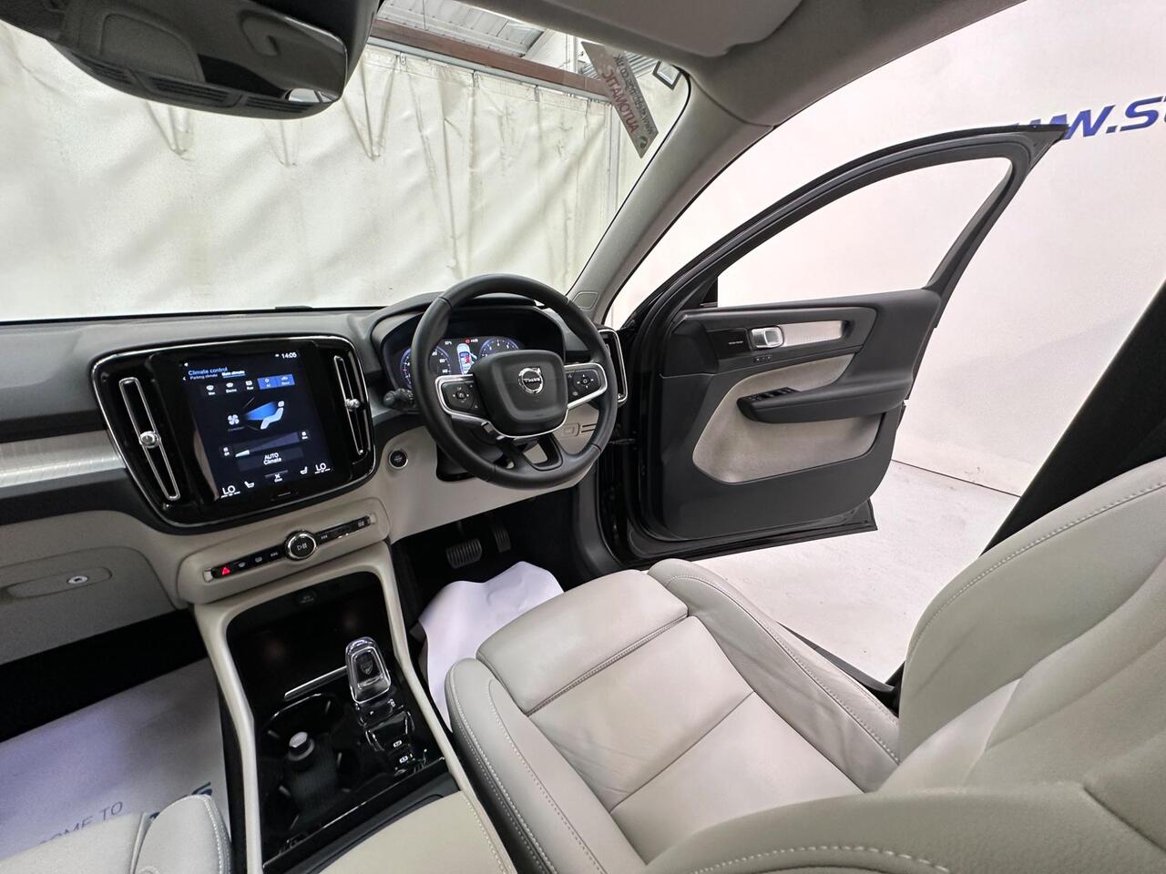 Volvo XC40 LO69EFW
