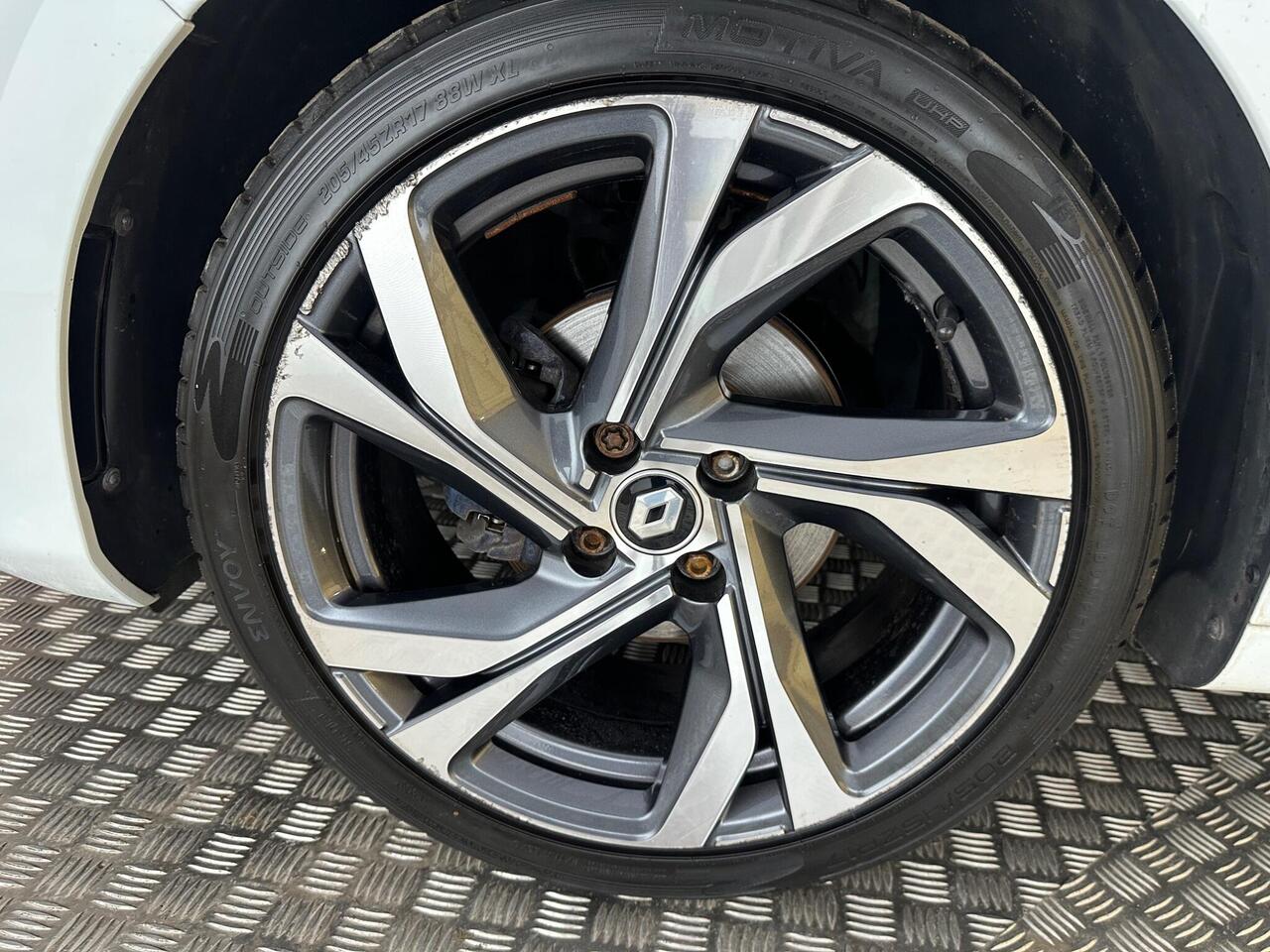 Renault Clio DN22BYC