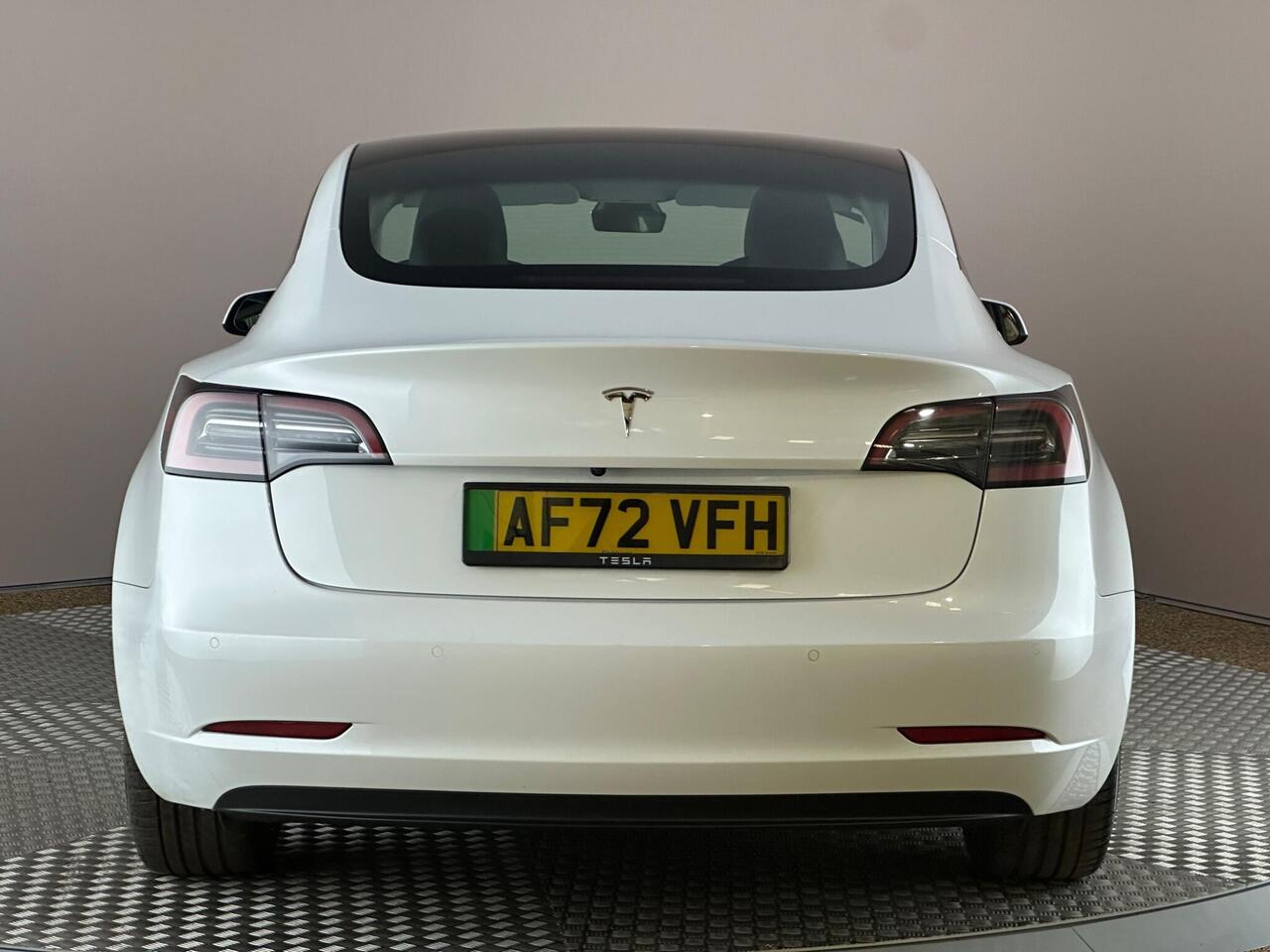 Tesla Model 3 AF72VFH