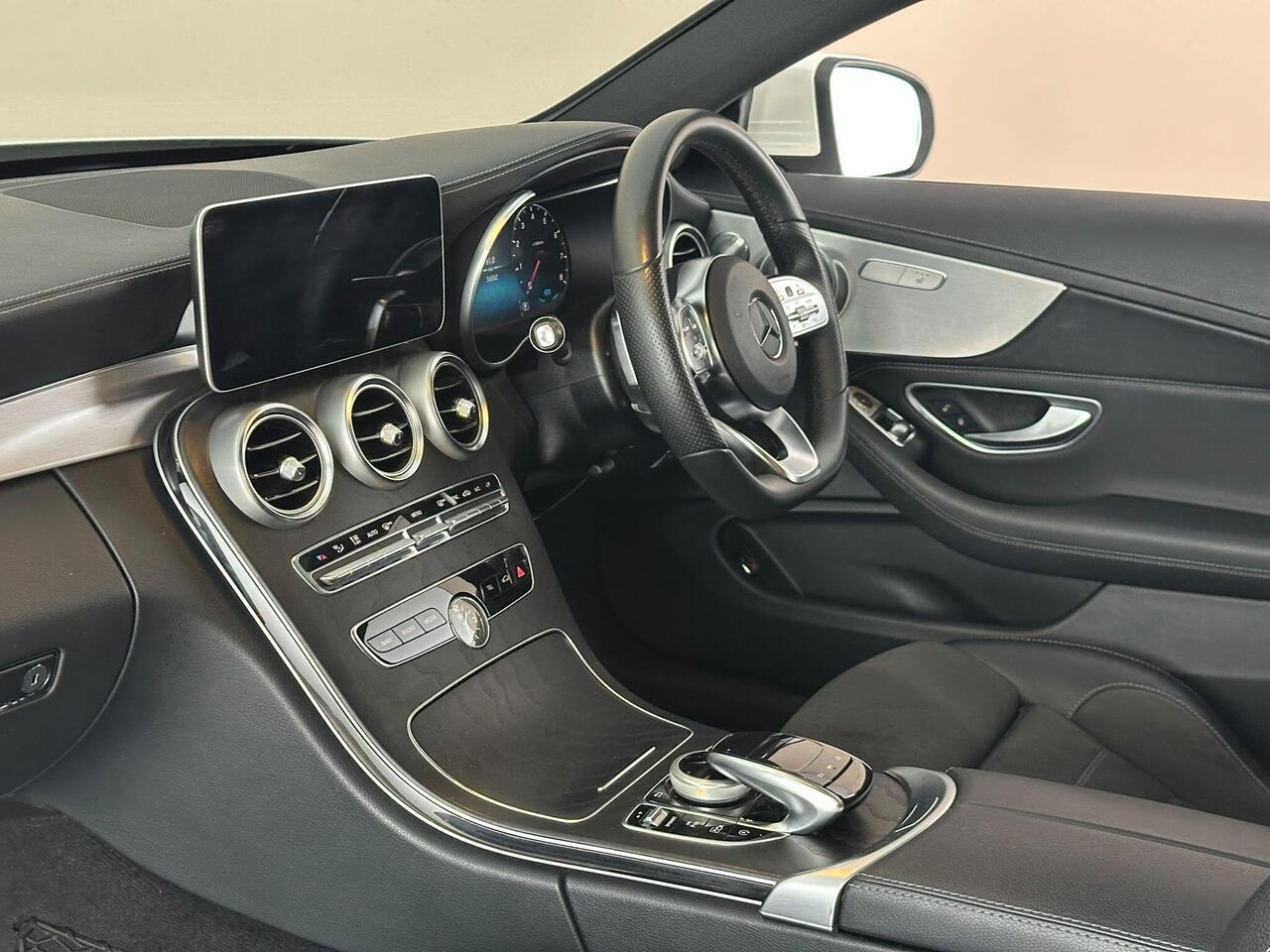 Mercedes-Benz C Class RO68FFV