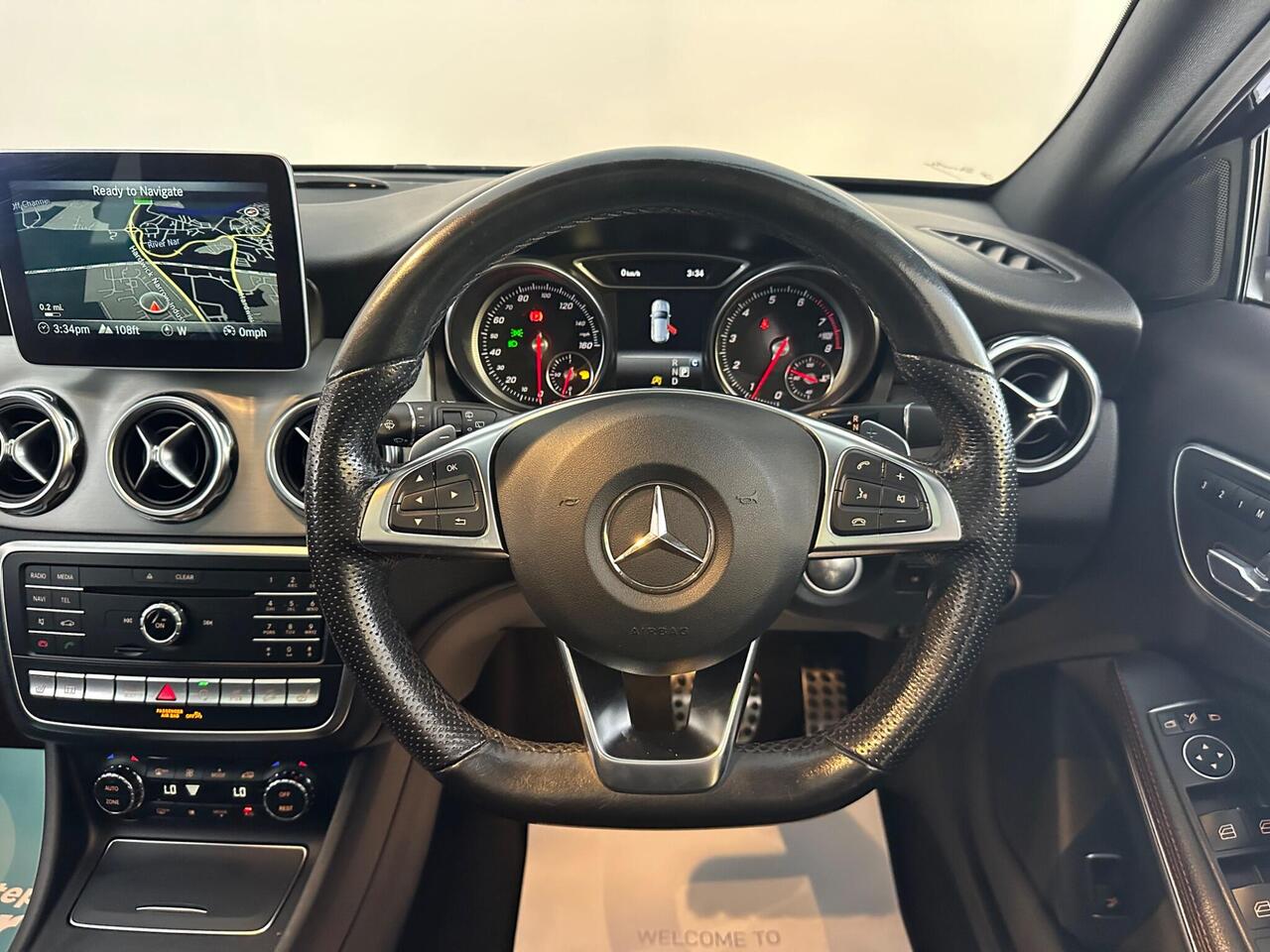 Mercedes-Benz GLA MD18EHS