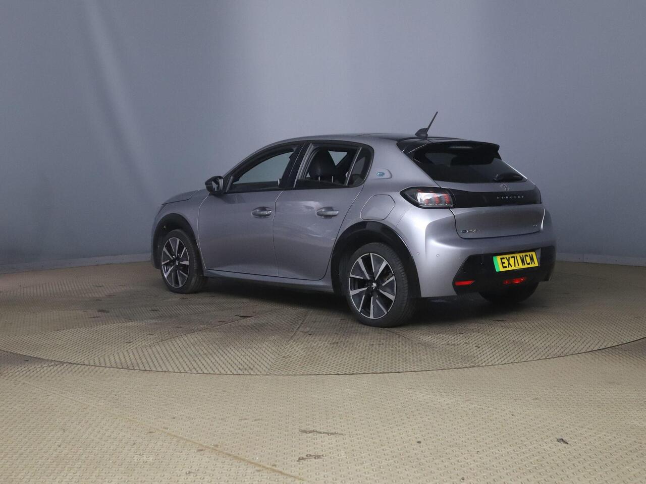 Peugeot E-208 EX71WCM