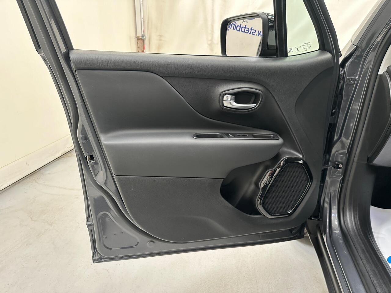 Jeep Renegade LM22SZO
