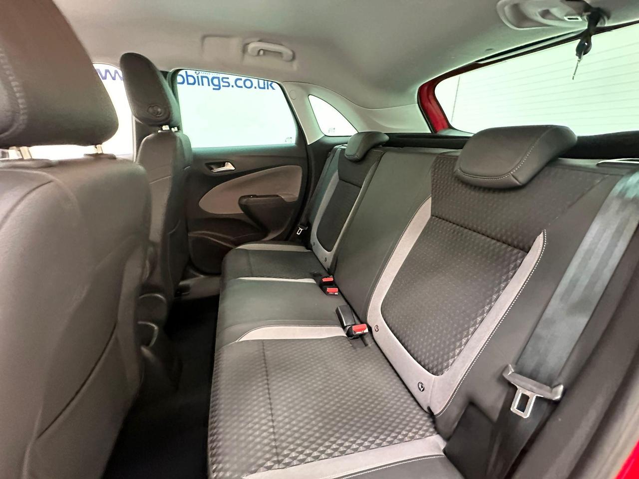 Vauxhall Crossland X AU69DFD