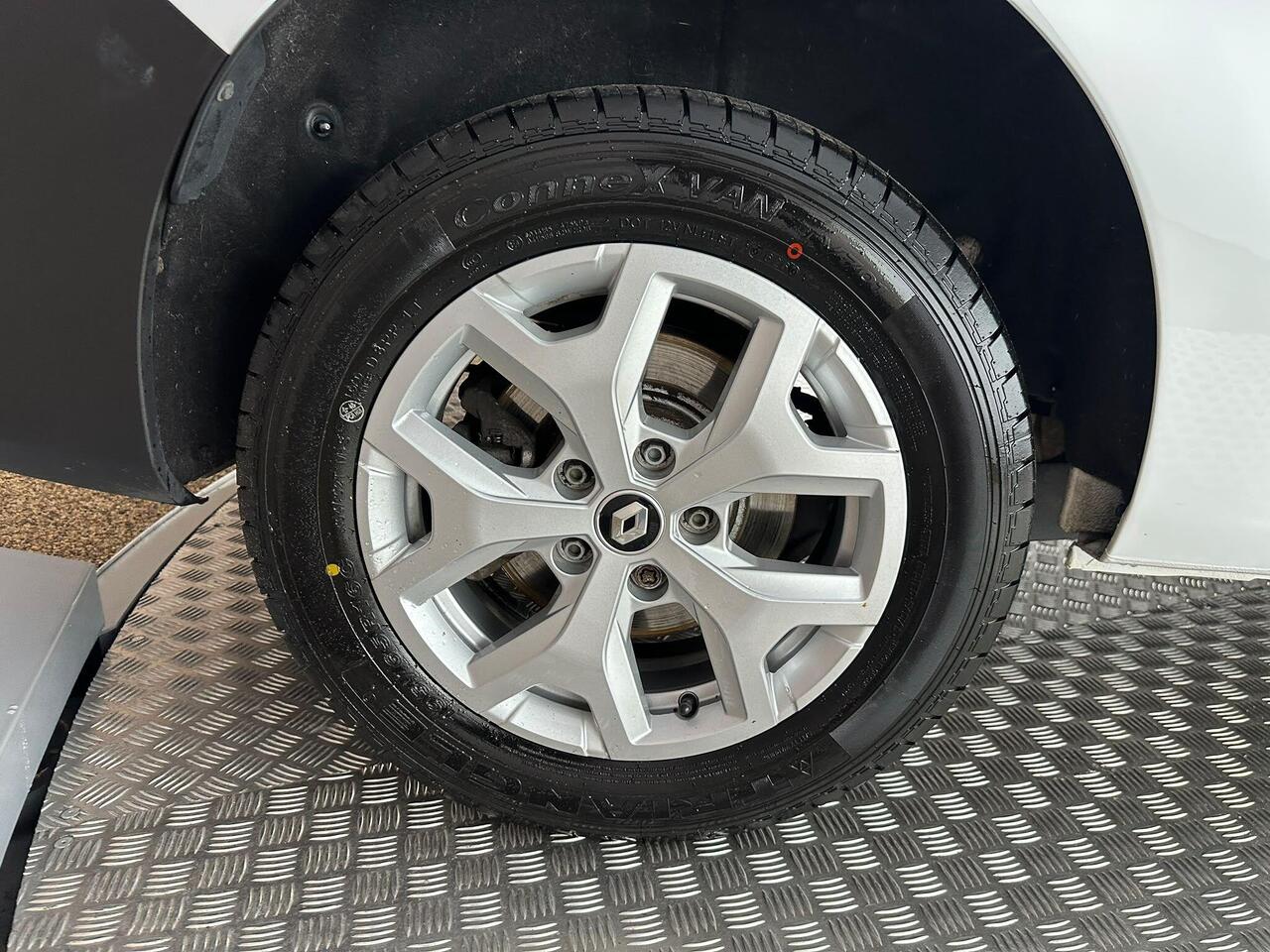 Renault Kangoo Maxi HT24LPY