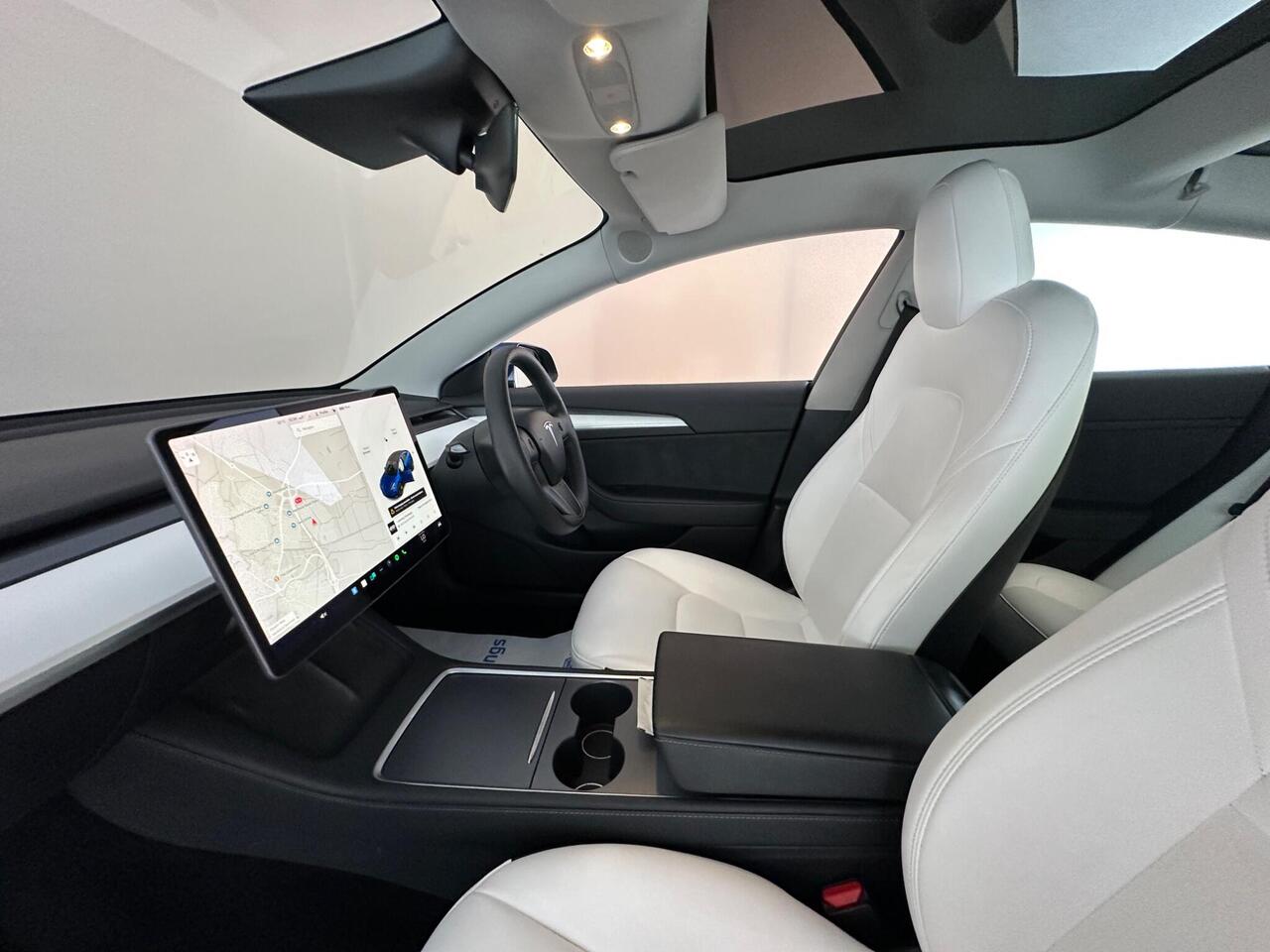 Tesla Model 3 YC21BSV