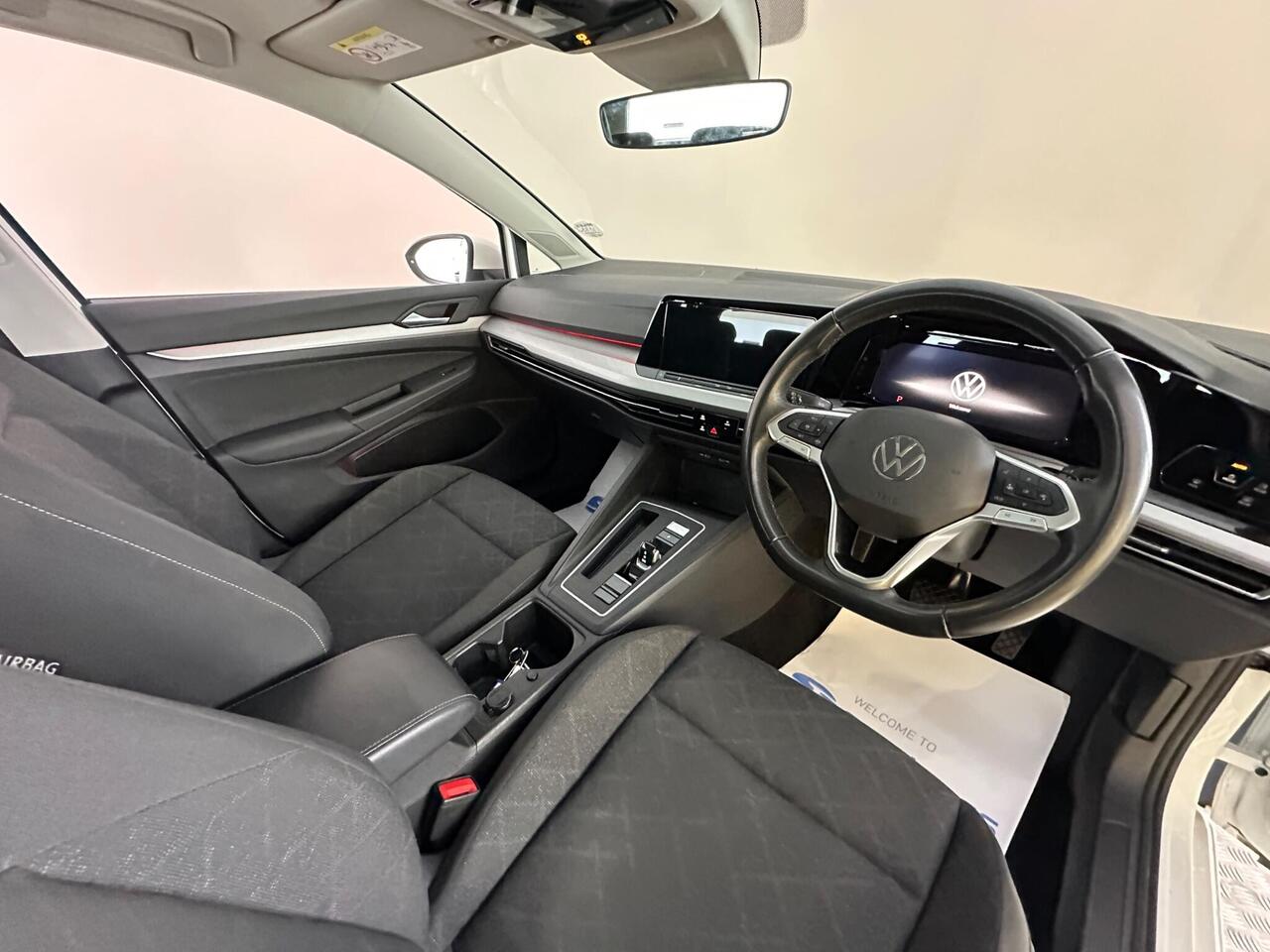 Volkswagen Golf AE73YPM