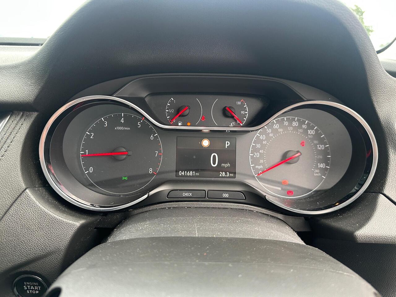 Vauxhall Grandland X KE21MXZ